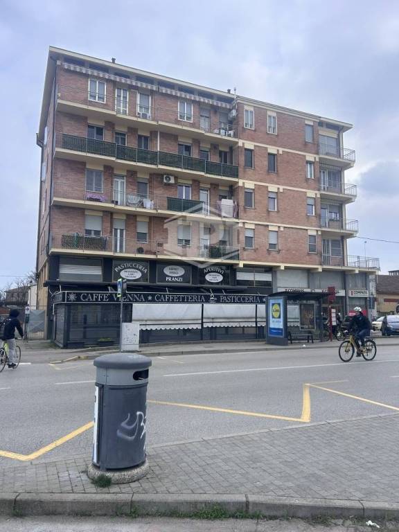appartamento in vendita a Ferrara in zona Centro Storico