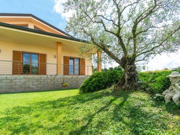 casa indipendente in vendita a Ferrara in zona San Martino