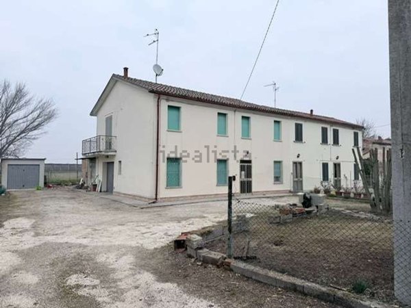 casa indipendente in vendita a Ferrara in zona Montalbano