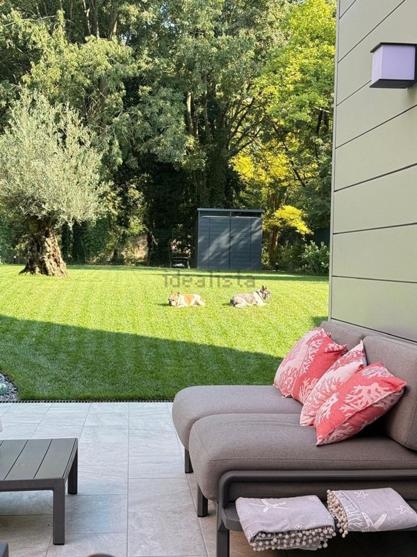 casa indipendente in vendita a Ferrara