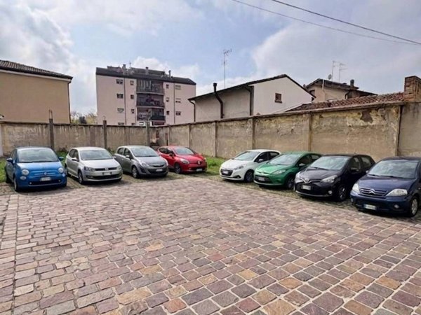 terreno edificabile in vendita a Ferrara in zona Aguscello