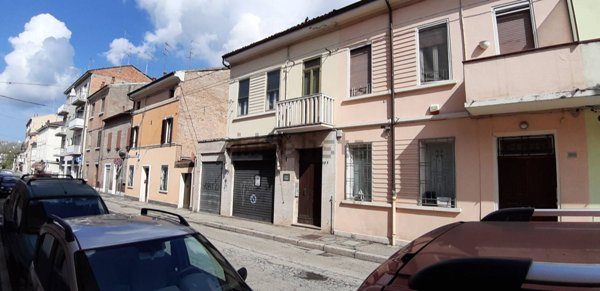 casa indipendente in vendita a Ferrara in zona Arianuova