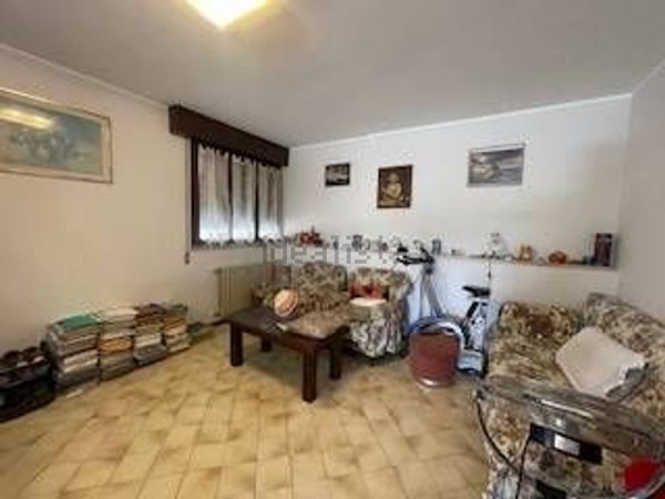 casa indipendente in vendita a Ferrara