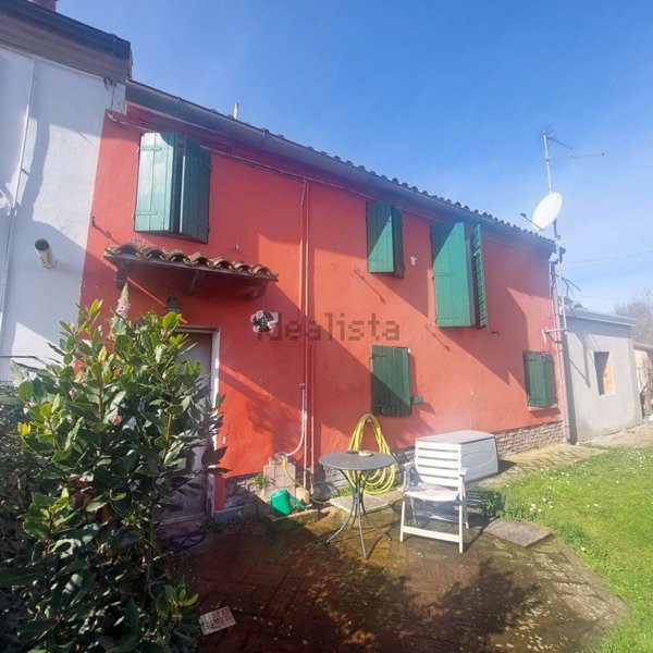 appartamento in vendita a Ferrara in zona Aguscello