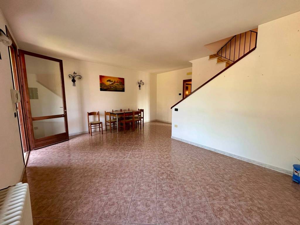 casa indipendente in vendita a Ferrara in zona Pontegradella