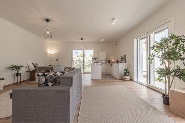 casa indipendente in vendita a Ferrara in zona Centro Storico