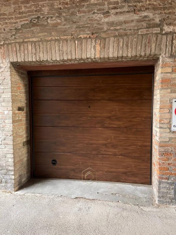 casa semindipendente in vendita a Ferrara in zona Centro Storico