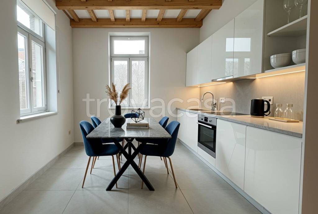 casa indipendente in vendita a Ferrara in zona Centro Storico