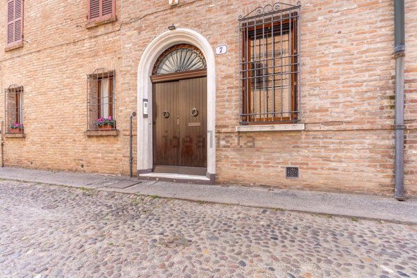 casa indipendente in vendita a Ferrara