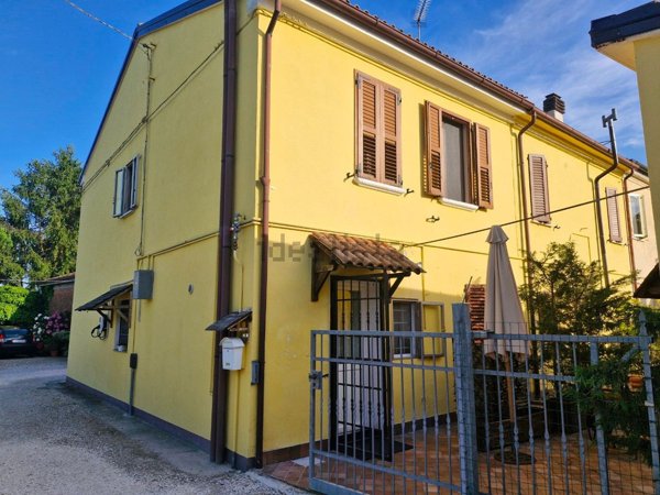 casa indipendente in vendita a Ferrara in zona San Martino