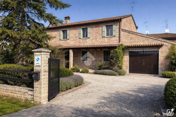 casa indipendente in vendita a Ferrara in zona Focomorto