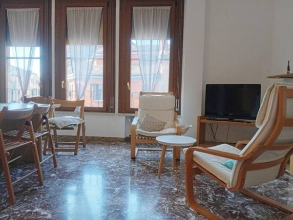 appartamento in vendita a Ferrara in zona Centro Storico