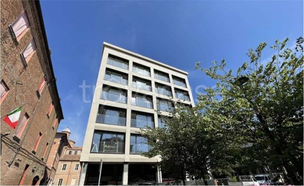 appartamento in vendita a Ferrara in zona Centro Storico