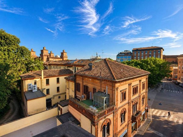 appartamento in vendita a Ferrara in zona Centro Storico