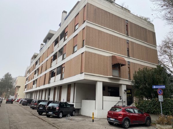 ufficio in vendita a Ferrara
