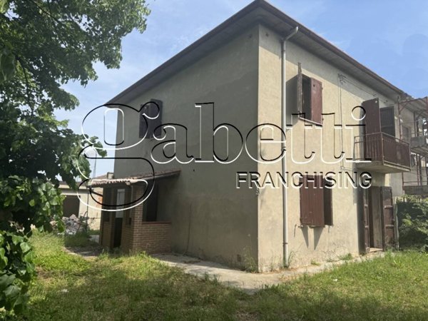 casa indipendente in vendita a Ferrara in zona Boara