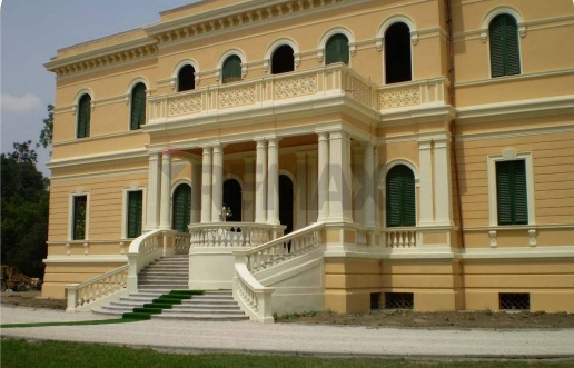villa in vendita a Ferrara in zona Centro Storico