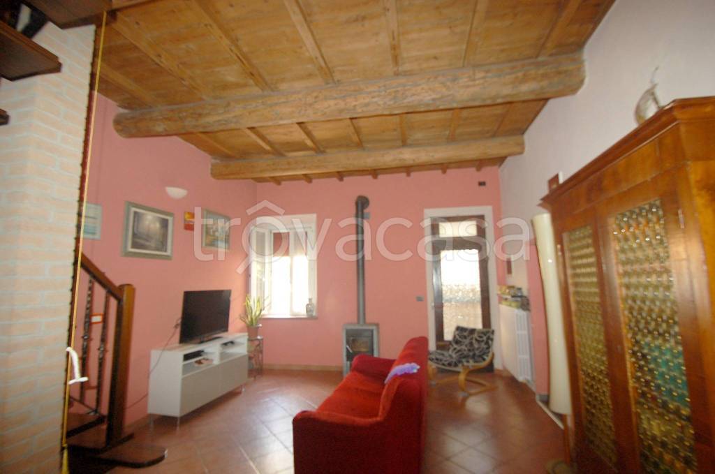 casa indipendente in vendita a Ferrara