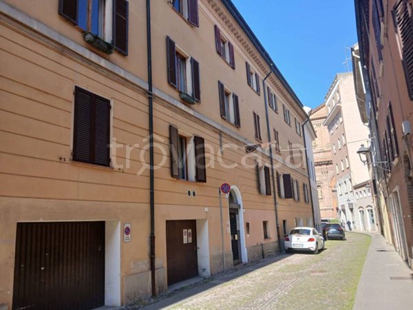ufficio in vendita a Ferrara in zona Centro Storico