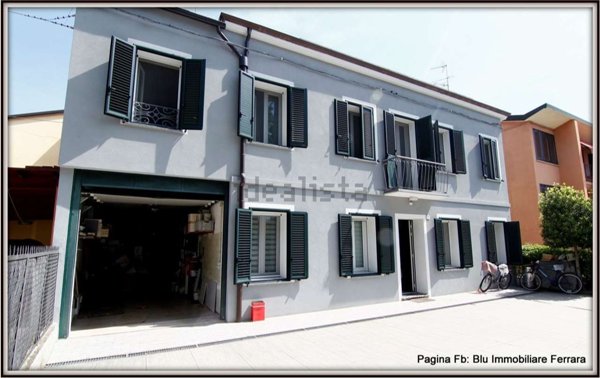 casa indipendente in vendita a Ferrara