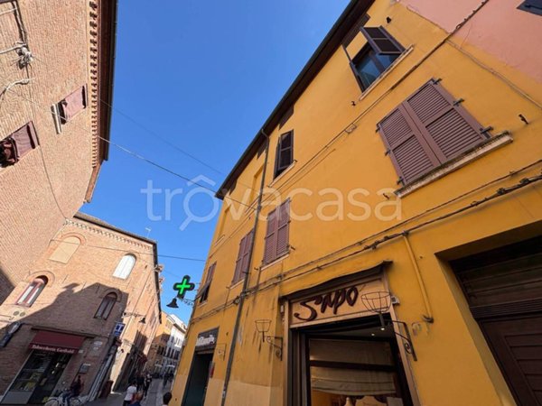 appartamento in vendita a Ferrara in zona Centro Storico