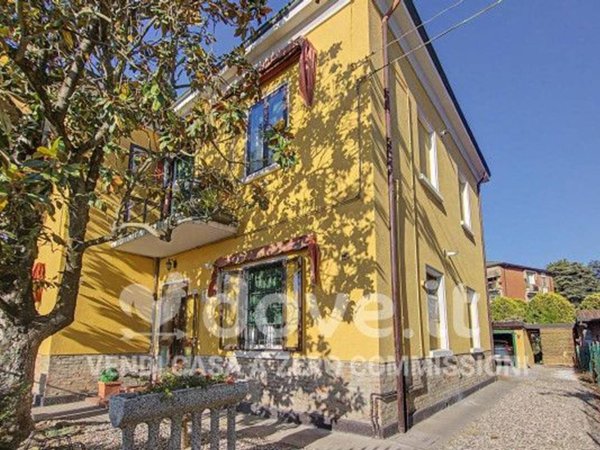 casa indipendente in vendita a Ferrara in zona Doro