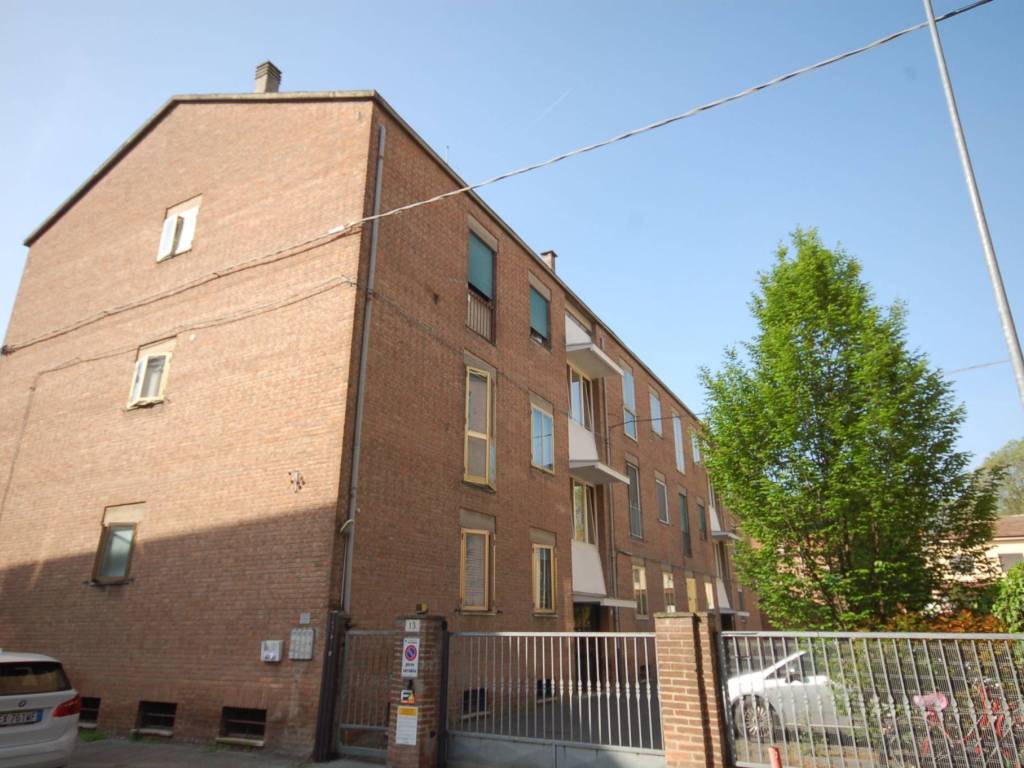appartamento in vendita a Ferrara in zona Quartiere Giardino / Acquedotto