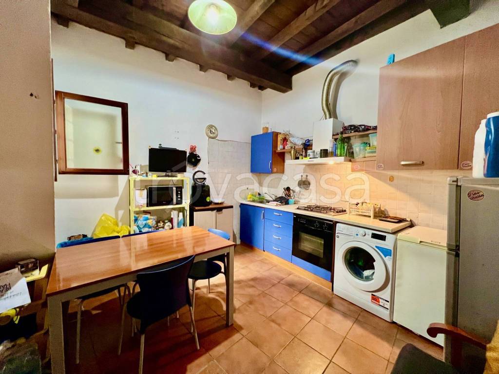 appartamento in vendita a Ferrara in zona Centro Storico