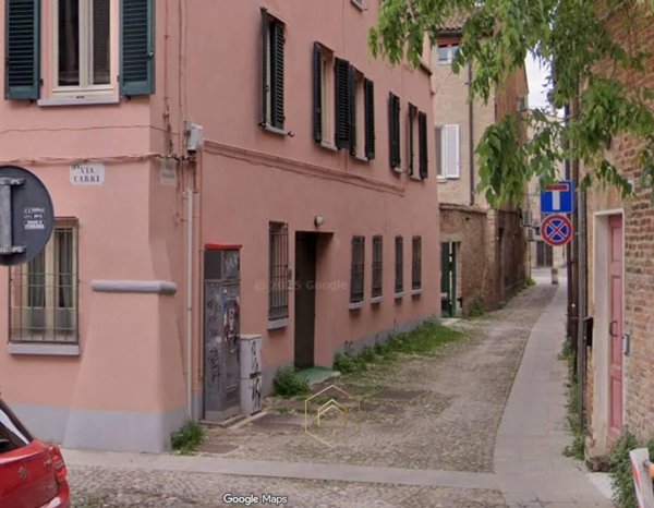 appartamento in vendita a Ferrara in zona Centro Storico