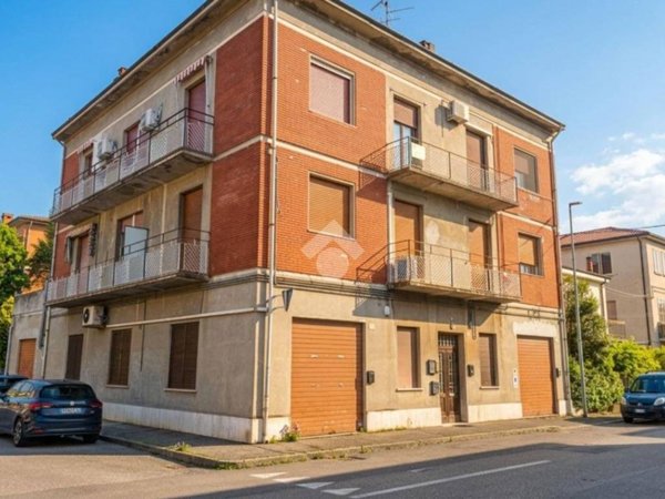 appartamento in vendita a Ferrara in zona Centro Storico