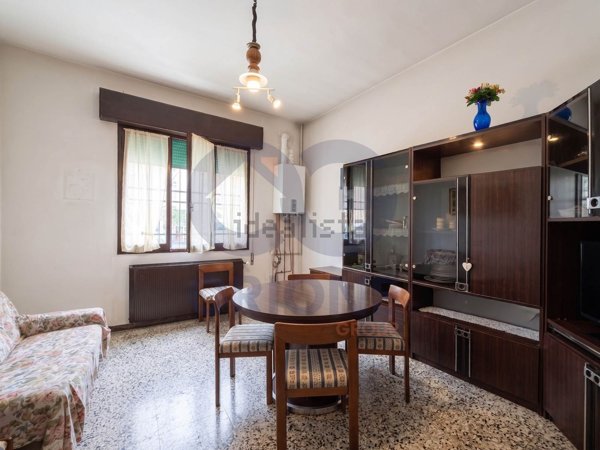 casa indipendente in vendita a Ferrara