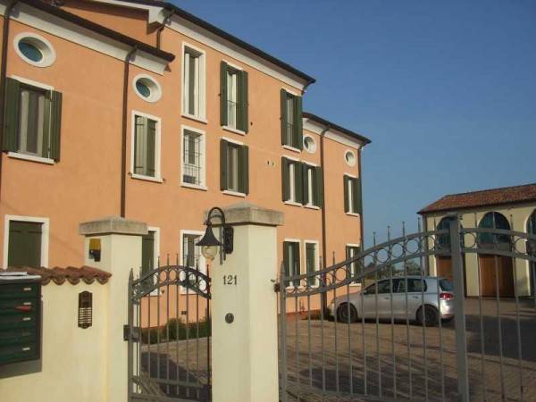 appartamento in vendita a Ferrara in zona Boara