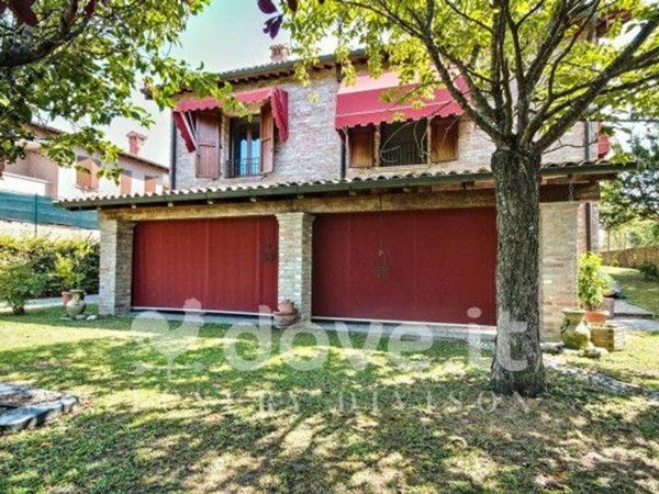 casa indipendente in vendita a Ferrara in zona Aguscello