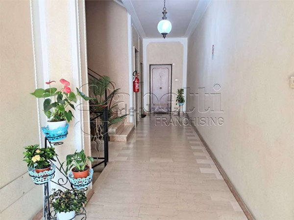 appartamento in vendita a Ferrara in zona Quartiere Giardino / Acquedotto