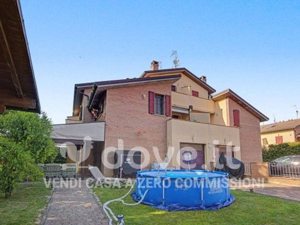 casa indipendente in vendita a Ferrara in zona Pontegradella