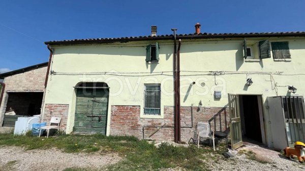casa indipendente in vendita a Ferrara in zona Contrapò