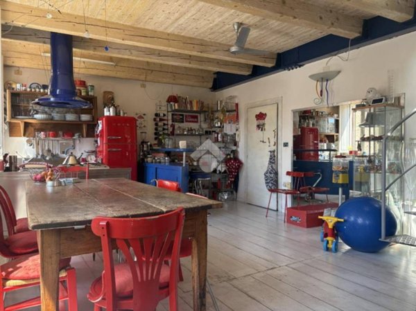 appartamento in vendita a Ferrara in zona Centro Storico