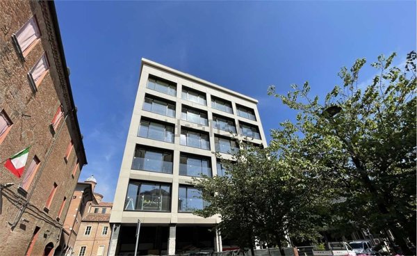 appartamento in vendita a Ferrara in zona Centro Storico