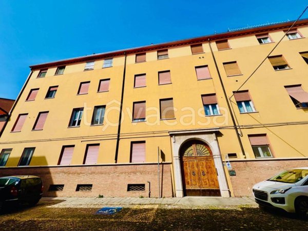 appartamento in vendita a Ferrara in zona Centro Storico