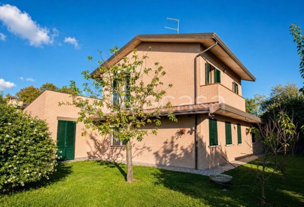 casa indipendente in vendita a Ferrara in zona Francolino