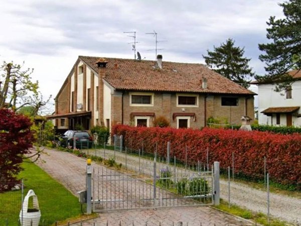 casa indipendente in vendita a Ferrara in zona San Martino