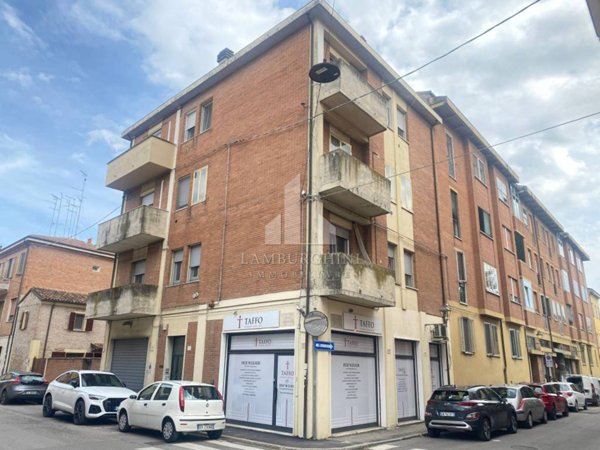 appartamento in vendita a Ferrara in zona Arianuova