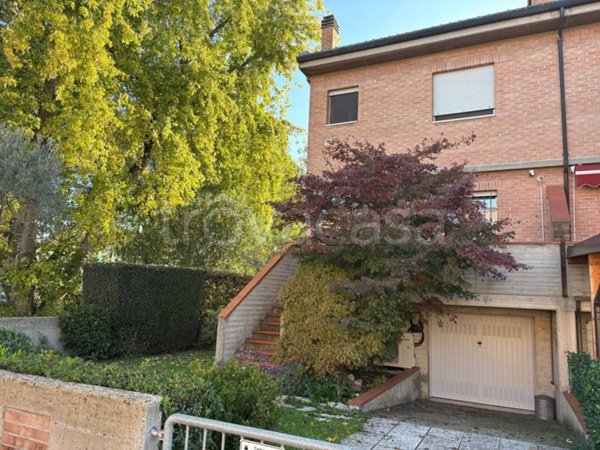 casa indipendente in vendita a Ferrara in zona Pontelagoscuro
