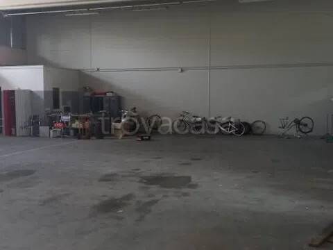 negozio in vendita a Ferrara