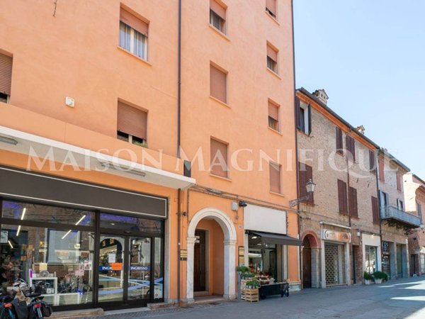 appartamento in vendita a Ferrara in zona Centro Storico