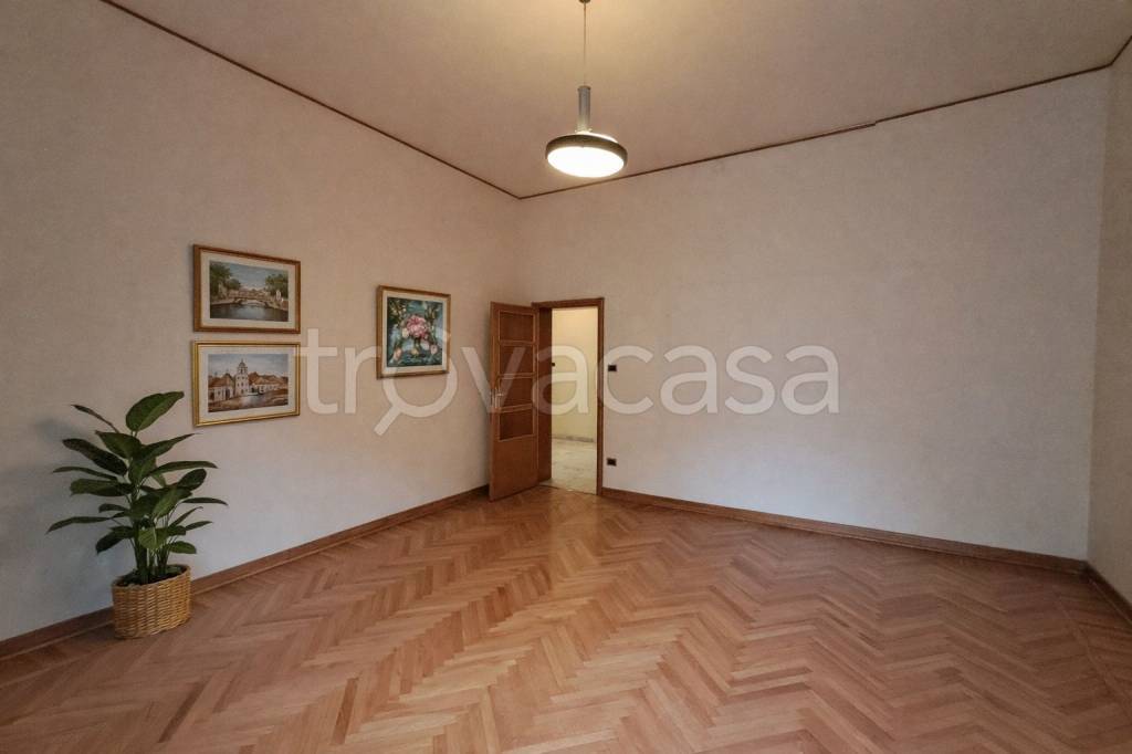 appartamento in vendita a Ferrara in zona Centro Storico