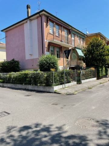 casa indipendente in vendita a Ferrara in zona Doro