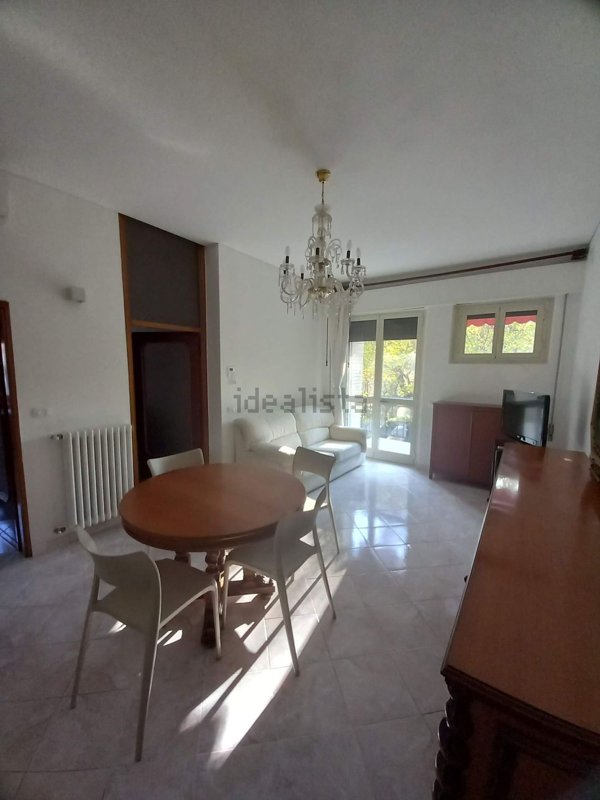 appartamento in vendita a Ferrara in zona Quartiere Giardino / Acquedotto