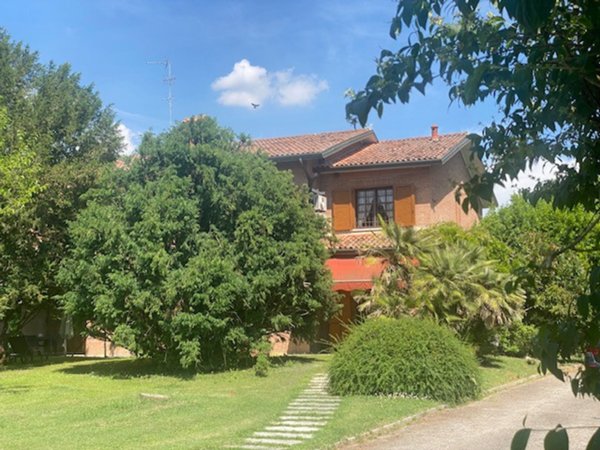 casa indipendente in vendita a Ferrara in zona Aguscello