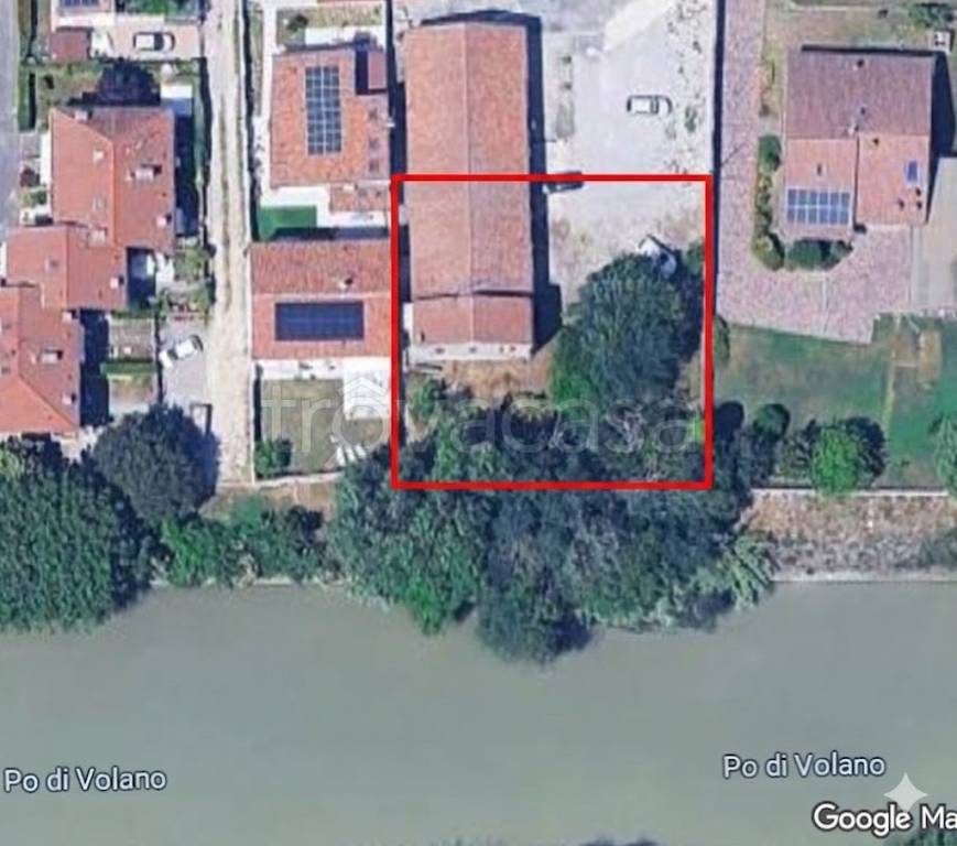 casa indipendente in vendita a Ferrara